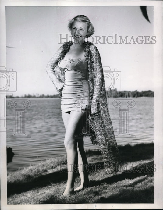 1953 Press Photo Cypress Gardens Fla. Mary Lois McKillop Jr ski champion-Historic Images
