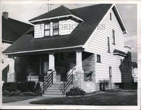 1960 Press Photo Residence home in Cleveland at 3235 West 94th - Historic Images
