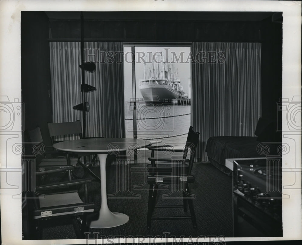 1963 Press Photo Ship seen thru studio window apartment near docks - Historic Images