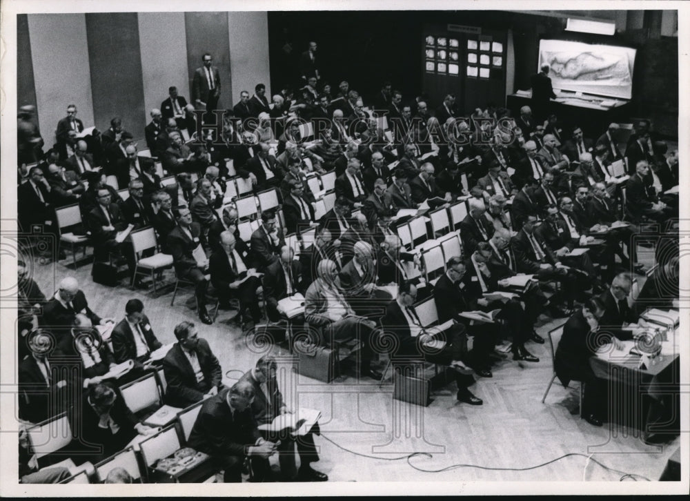 1966 Press Photo Public hearing on water quality criteria in Cleveland - Historic Images