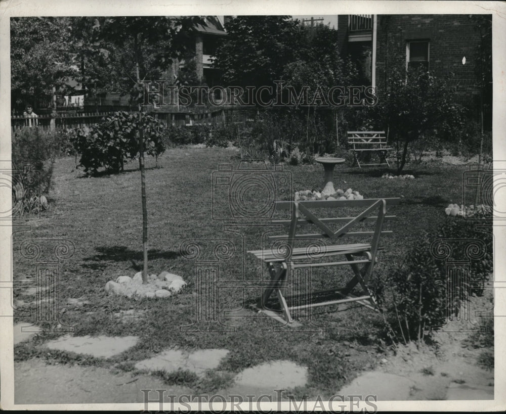 1952 Press Photo Model garden at 1065 Ivanoe Road in Cleveland Ohio - Historic Images