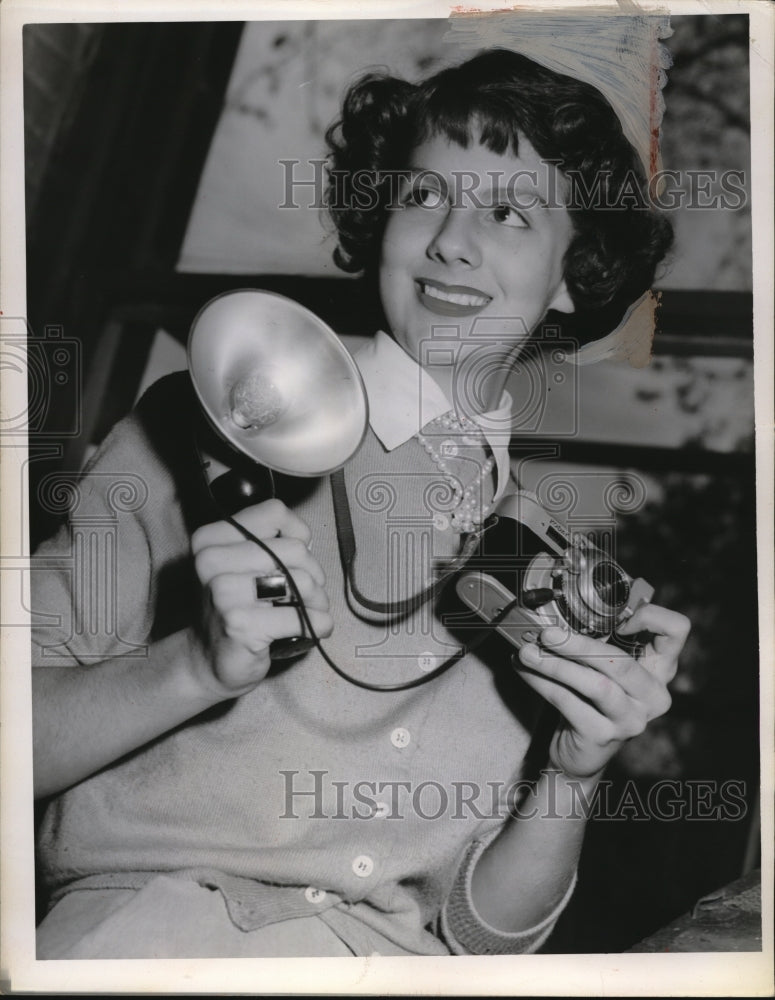 1950 Press Photo Betty Ann Chuha, Myron T. Herrick Jr. High, star student - Historic Images