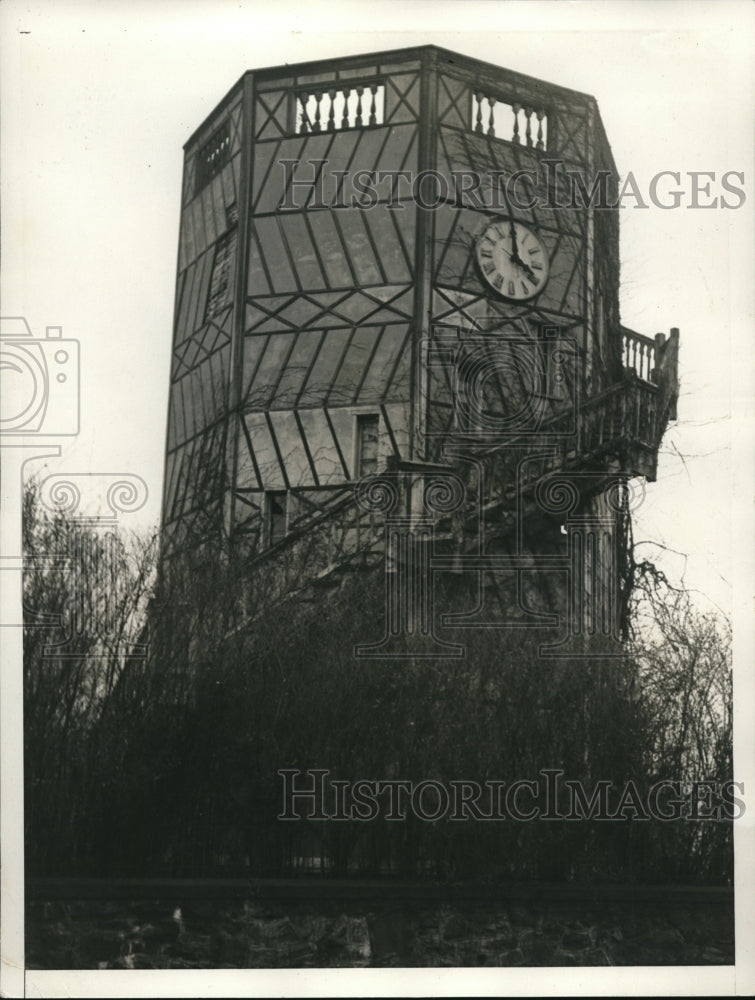 1937 Press Photo Mrs. Evelyn Walsh McLean tower on estate of Friendship - Historic Images