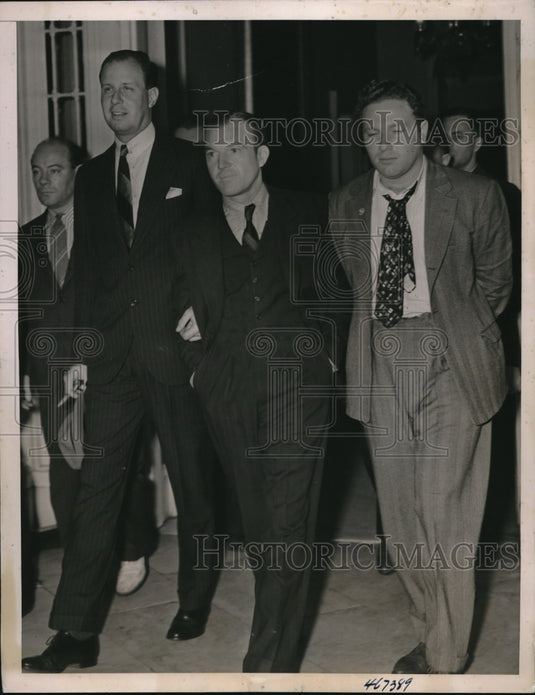 1938 Press Photo The acting Mayor, Morris left City Hall with O'Rourke and Klein - Historic Images