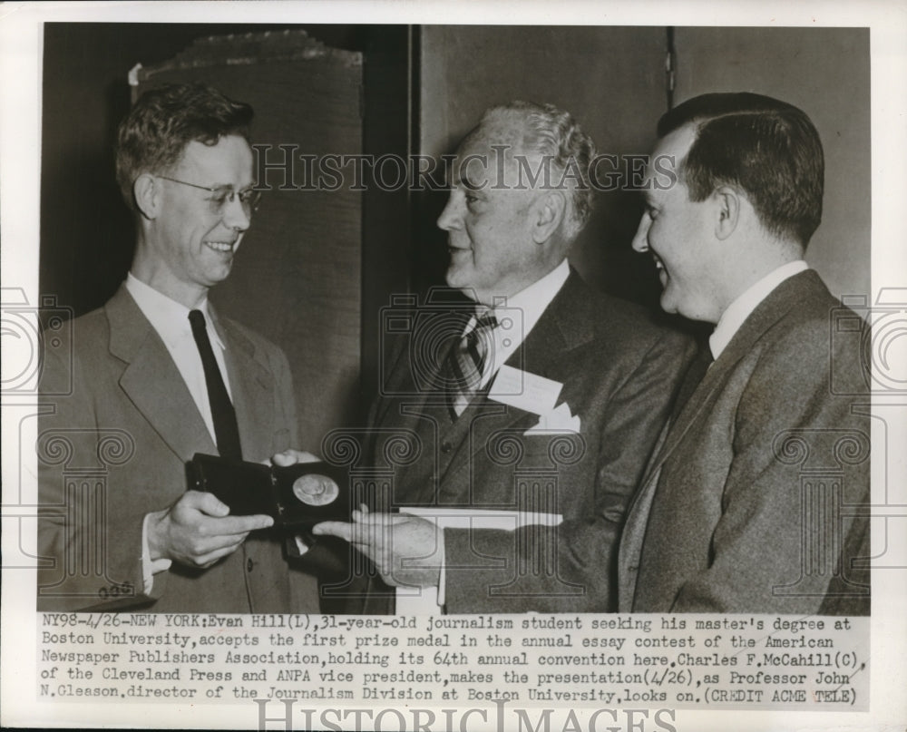 1950 Press Photo NYC Journalism student Evan Hill, Charles McCahill,John Gleason - Historic Images