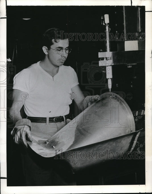1941 Little Clifton Ignacio Martinez Electronic Welder Commanche - Historic Images