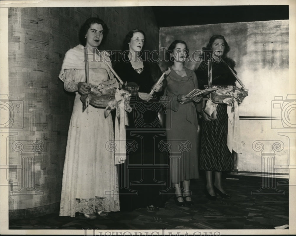 1935 Press Photo Yolanda Benjamin, Mrs. Frederick Moseley Jr., Jane Murdoch - Historic Images