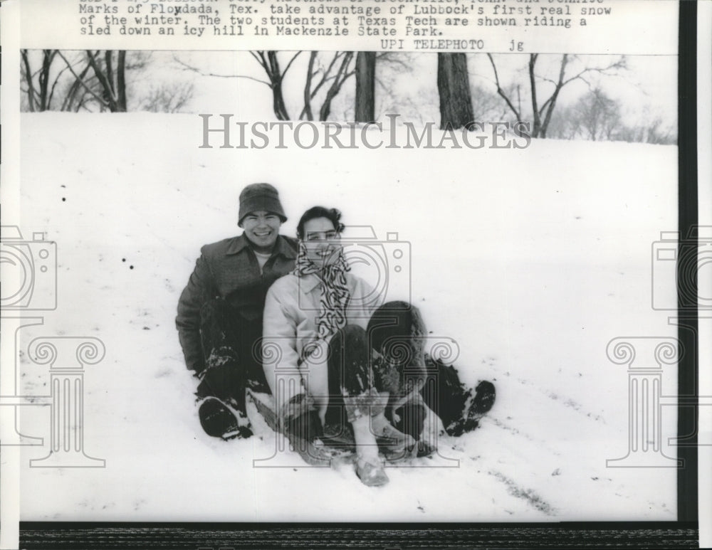 1959 Press Photo Students take advantage of Lubbock's first real snow of winter - Historic Images