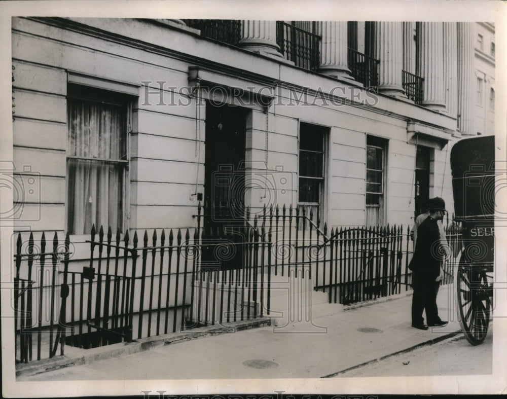 1936 Home of the ex Mrs. Simpson,at Cumberland Terrace in London - Historic Images