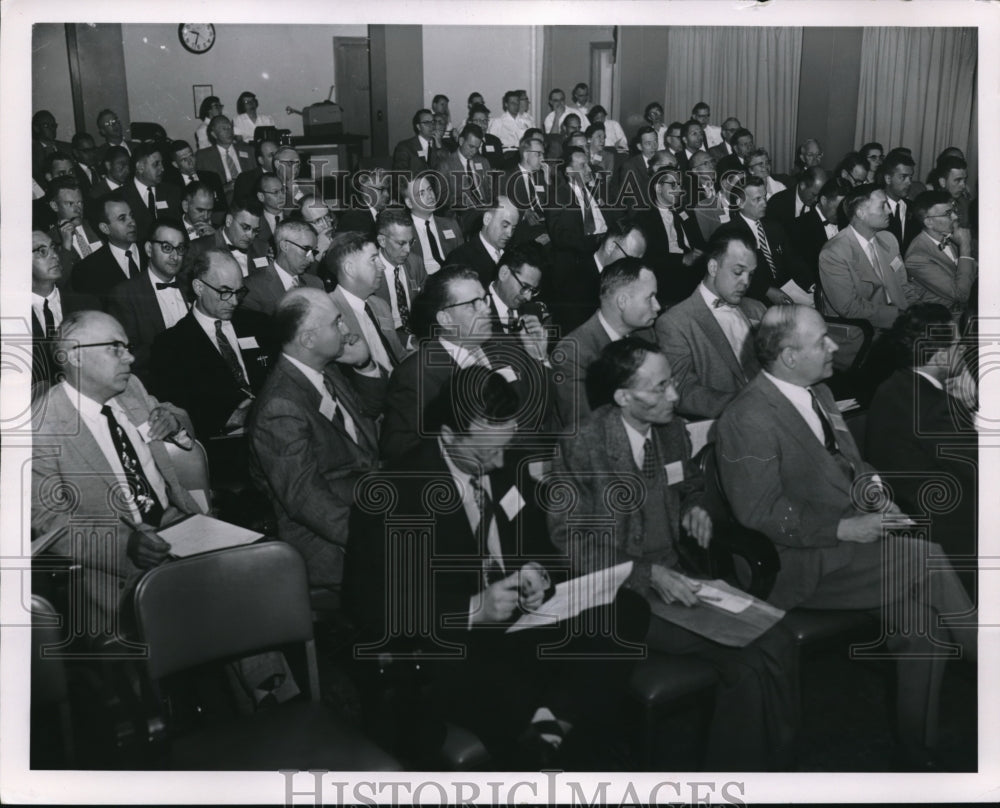 1957 Press Photo Heart of council of 100 top scientist at NHC symposium - Historic Images