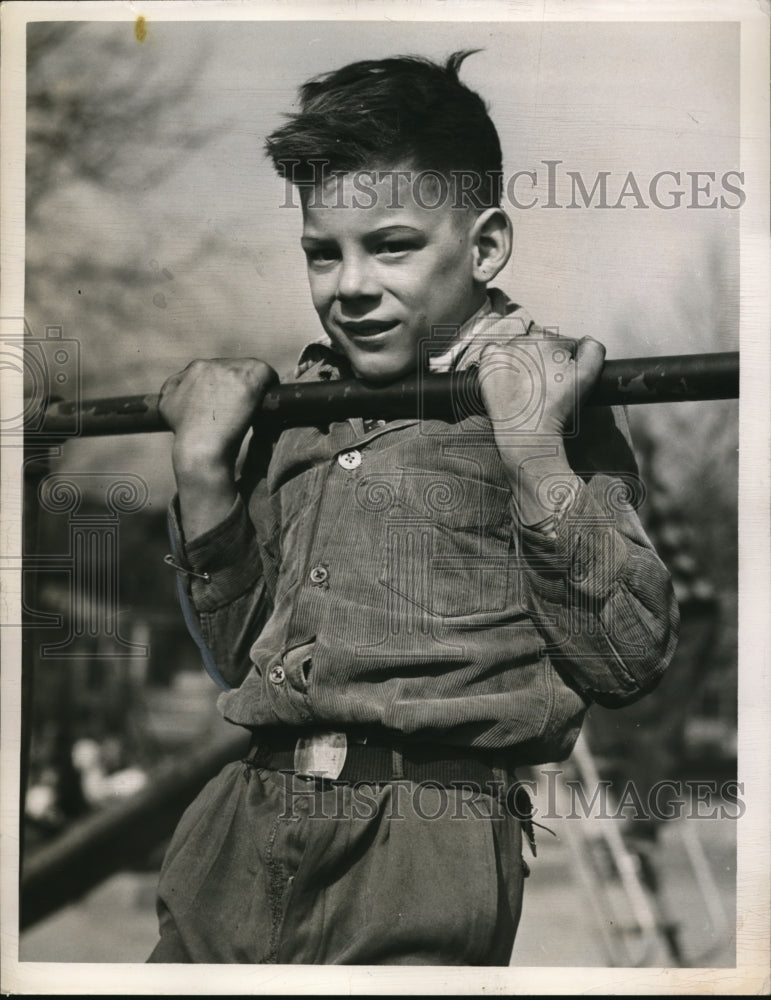 1949 Billy Whetzel age 10 at Cleveland&#39;s Greenwood playground - Historic Images