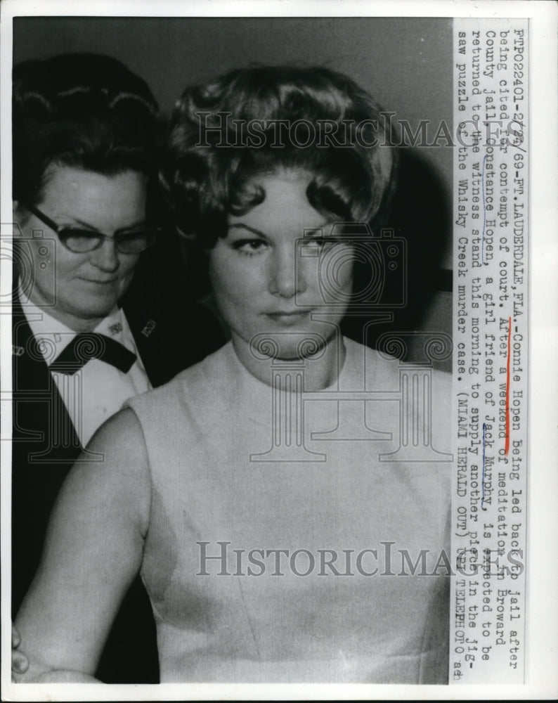 1969 Press Photo Ft Lauderdale Fla Connie Hopen jailed for contempt of court - Historic Images