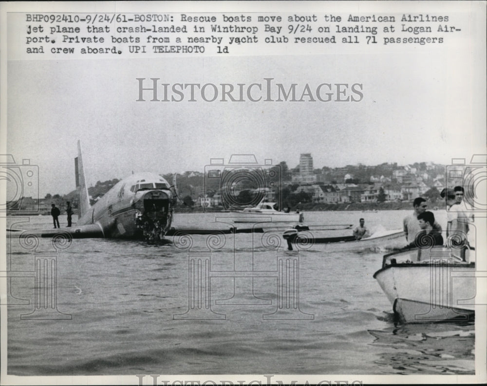 1961 Press Photo Boston rescue work at American Airlines crash site - Historic Images