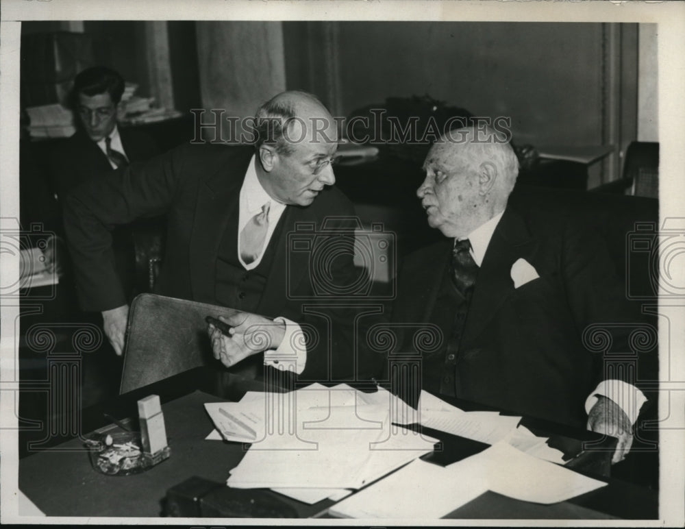 1934 Press Photo Atty Gen Homer Cummings talking with Senator Fletcher - Historic Images