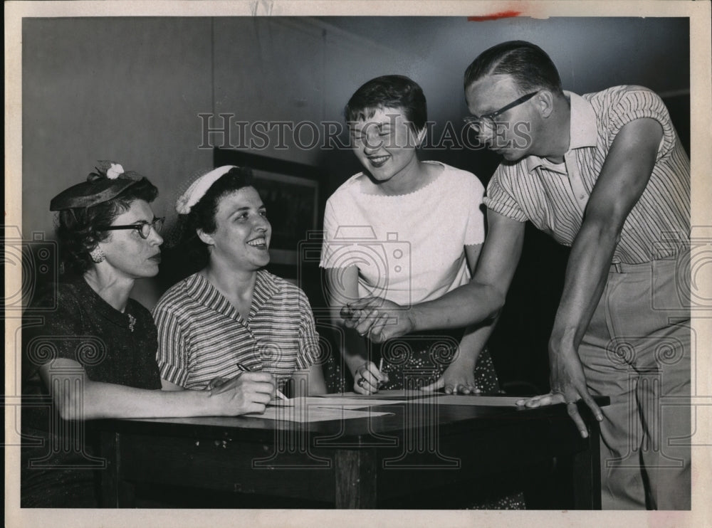 1959 Press Photo Jess Kish Steve Giampapa Janice Funk - Historic Images