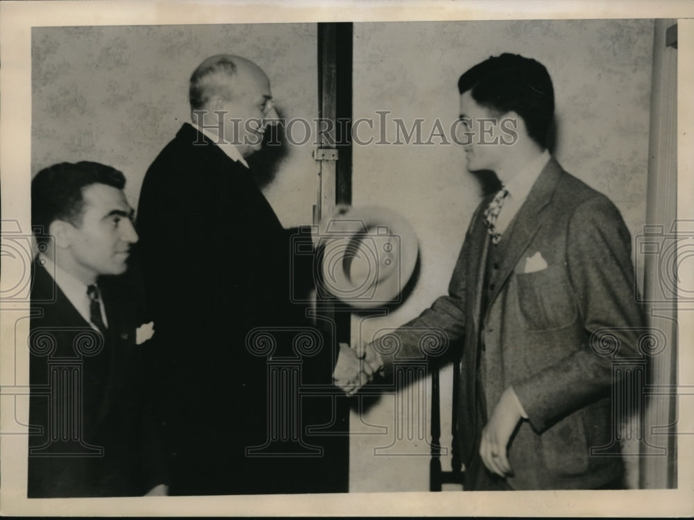 1936 Press Photo Congratulating New Presidential Candidate - Historic Images