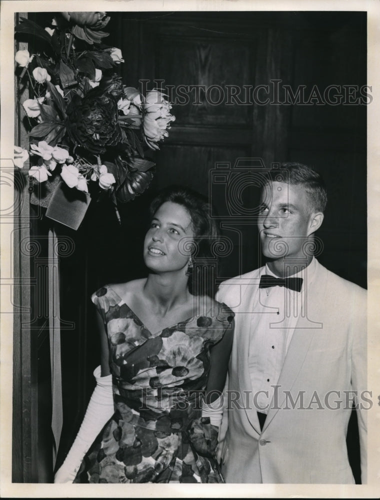 1962 Press Photo Marianna Johnson,Bill Manuol - Historic Images