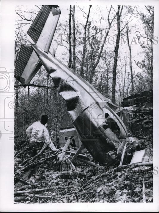 1961 Press Photo Gordon Camp's Cessna C-127 crashed - Historic Images