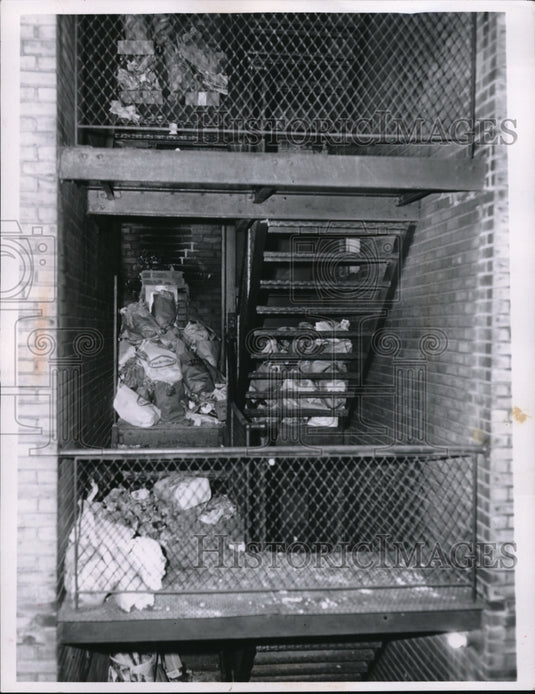 1960 Press Photo Cluttered stairway at 1886 E 93rd st building - Historic Images
