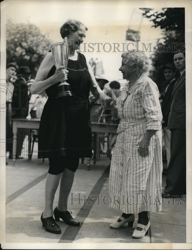 1937 Press Photo Mrs Theresa Caffry, In Grandma&#39;s Beauty Contest - nec91287 - Historic Images