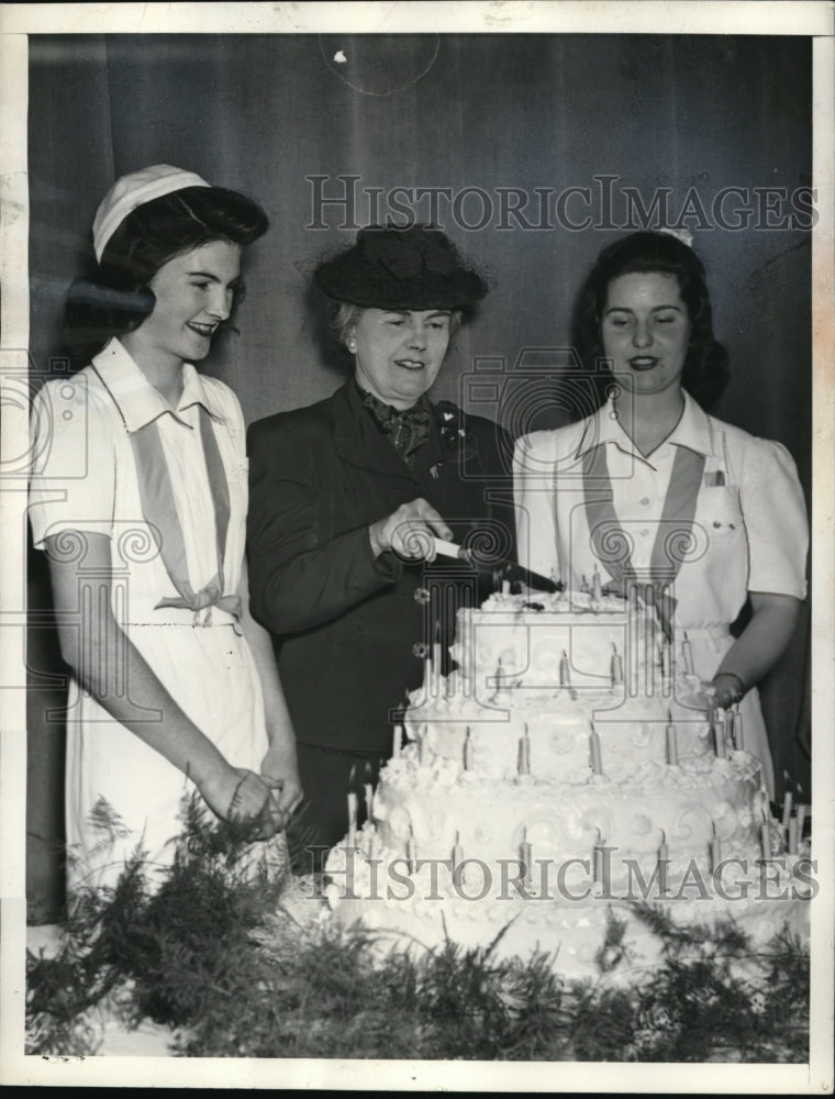 1941 Press Photo DC Mrs Henry Wallace VPs wife, ME Ryon Girl Reserves club - Historic Images