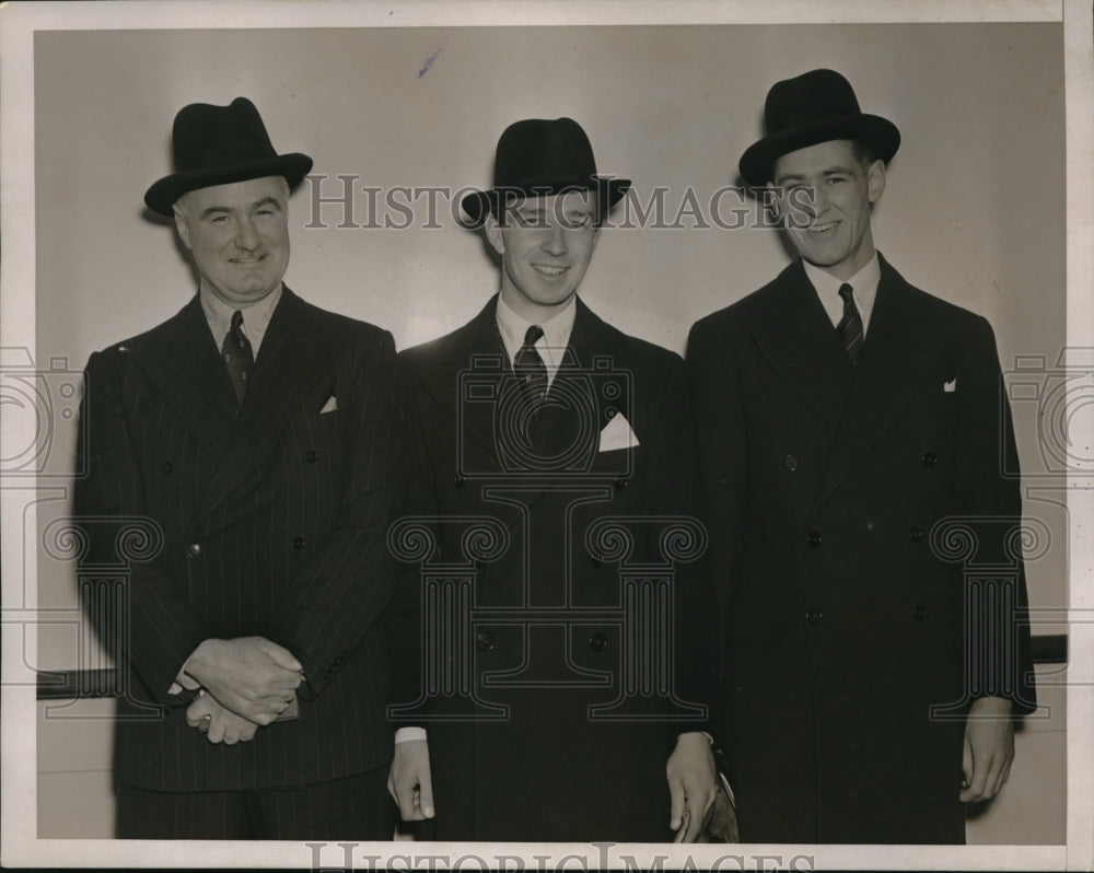 1938 Press Photo A. C. Critchley, P. B. Lucas, J. G. Critchley, sports promoters - Historic Images