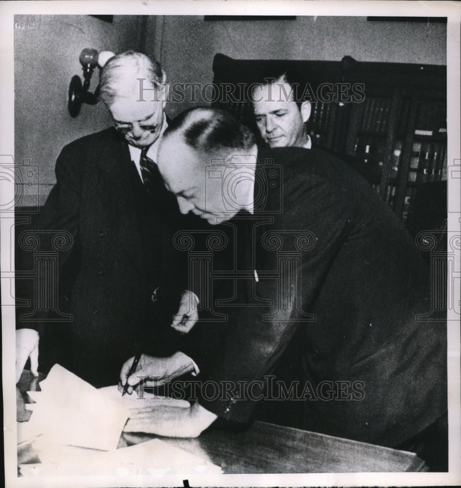 1952 Press Photo Madison Wis Pres candidate Harold Stassen, FR Zimmerman, E Yerl - Historic Images