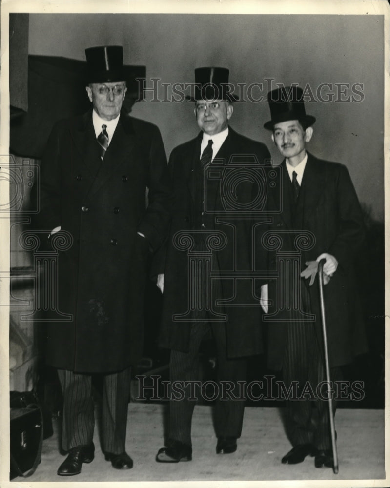 Press Photo Attorney Cummings Stanley Reed Hirosi Saite Arriving For Service - Historic Images