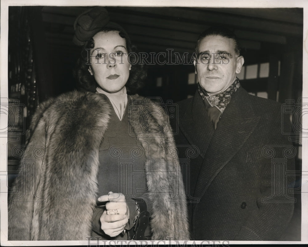 1940 Press Photo Giuseppe Gaeta With Wife Italian Embassy Washington DC - Historic Images