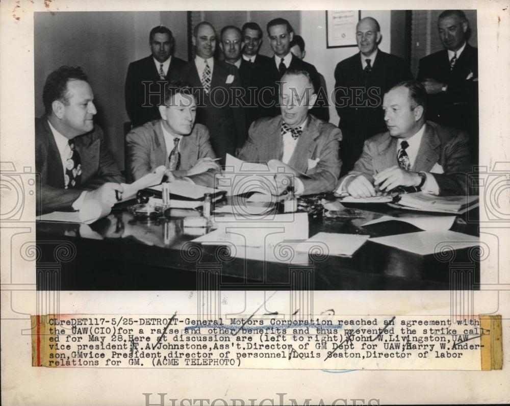 1948 Press Photo General Motors and UAW reach agreement to prevent strike - Historic Images