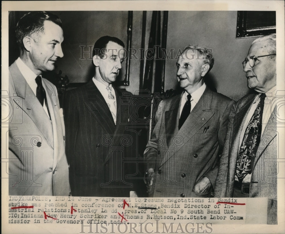 1949 Press Photo Indianapolis Ind Agreement to resume negotiations Bendix Strike - Historic Images