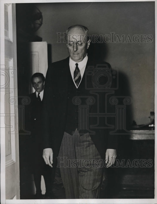1934 US Atty General Homer S Cummings at Supreme Court in DC - Historic Images