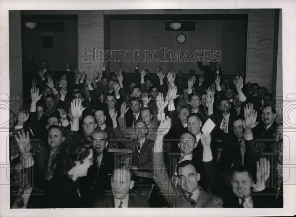 1947 Press Photo Detroit General Motors Conference UAW Delegate Attendees - Historic Images