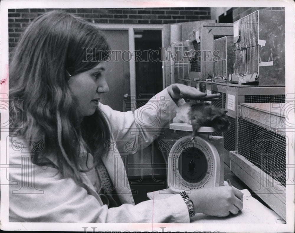 Press Photo Sue Dolin of Beachwood High School - Historic Images