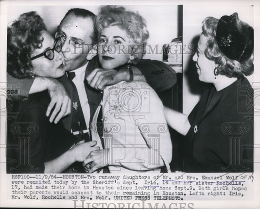 1954 Press Photo Houston Texas Mr Mrs Emanuel Wolf Children - Historic Images