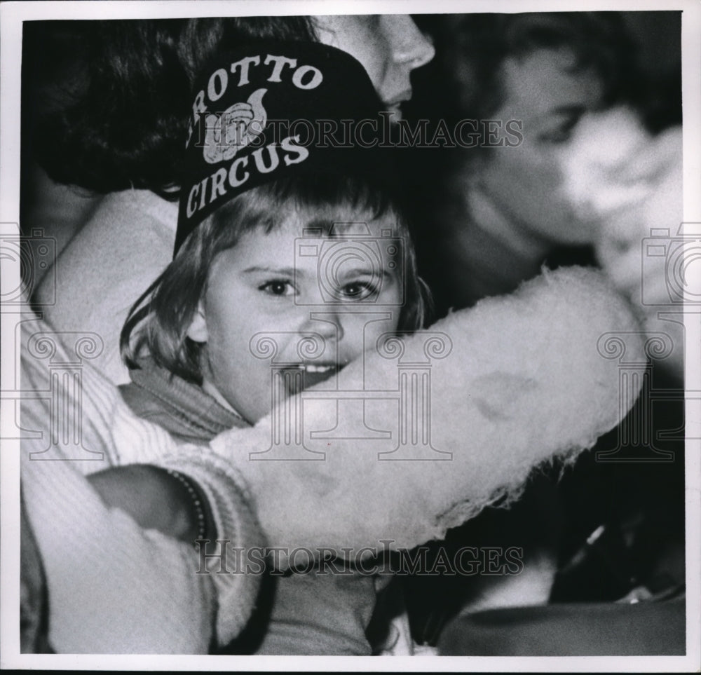 1965 Press Photo Diane Schmidt of Bedford Heights smiling face - Historic Images