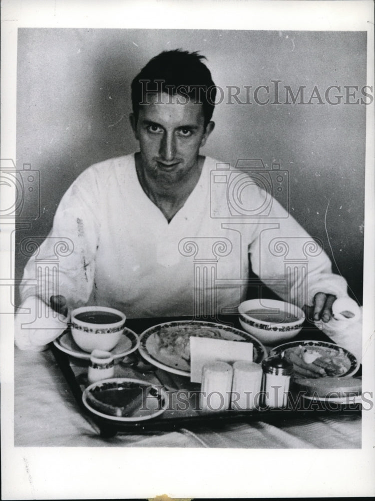 1942 Press Photo Survivor of torpedoed ship gets a meal at hospital - Historic Images