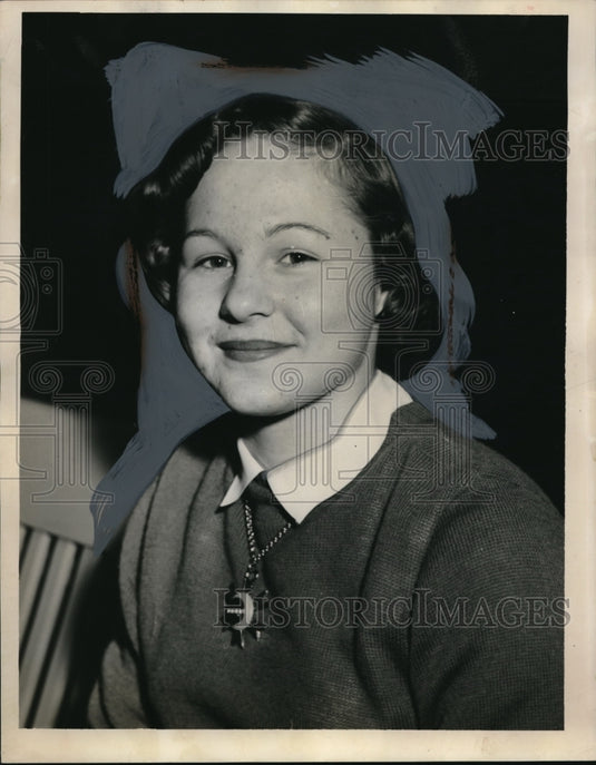 1954 Press Photo Lynne Ludwig Youth Reviews Religion - Historic Images