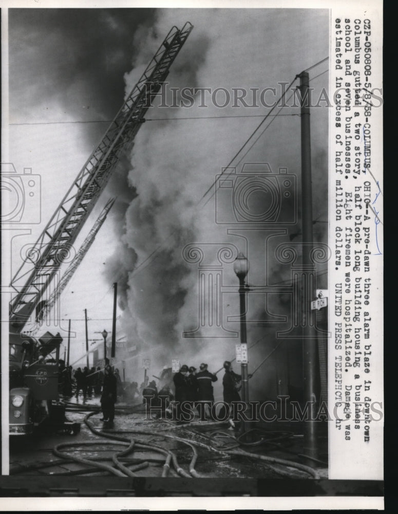 1938 Press Photo Colombus Ohio firemen battle blaze at apartment bldg - Historic Images