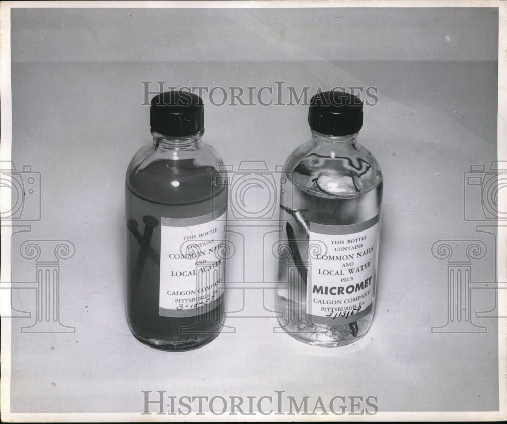 1959 Press Photo Comparison Of Common Nails And Local Water - Historic Images