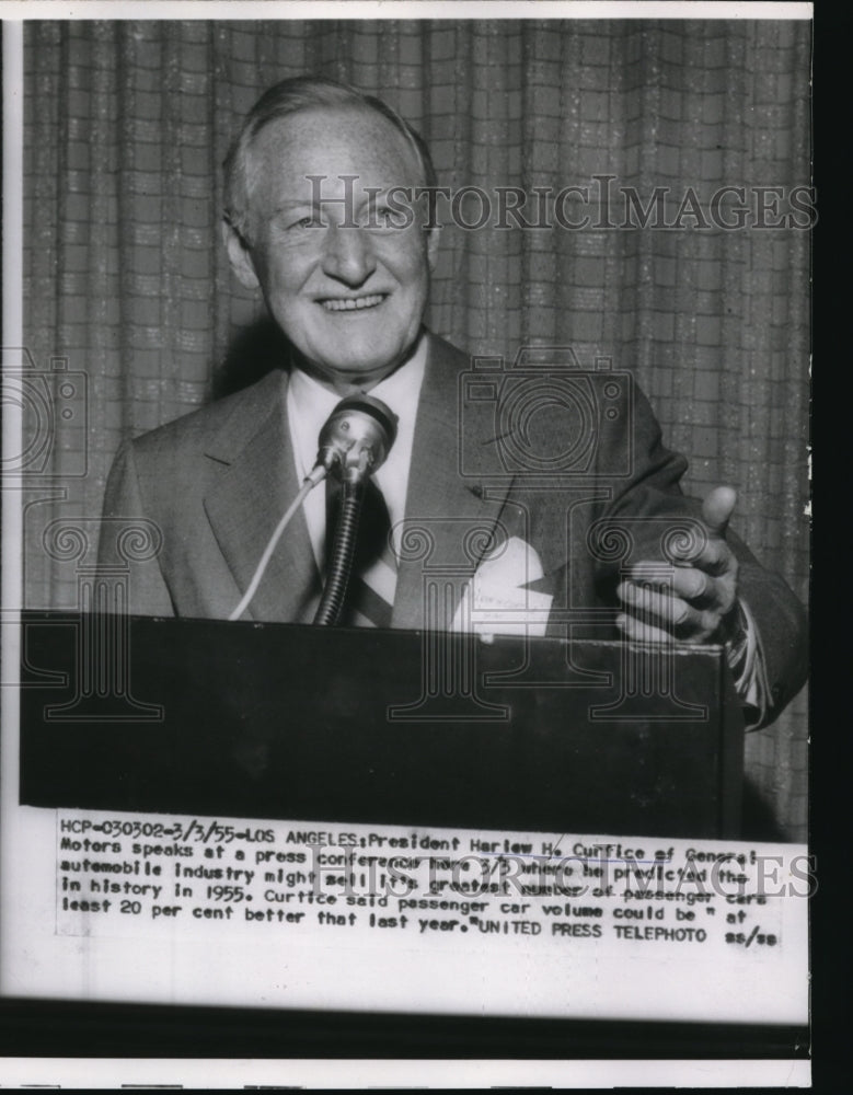 1955 Press Photo La, Calif Harlow Curtice president of General Motors - Historic Images