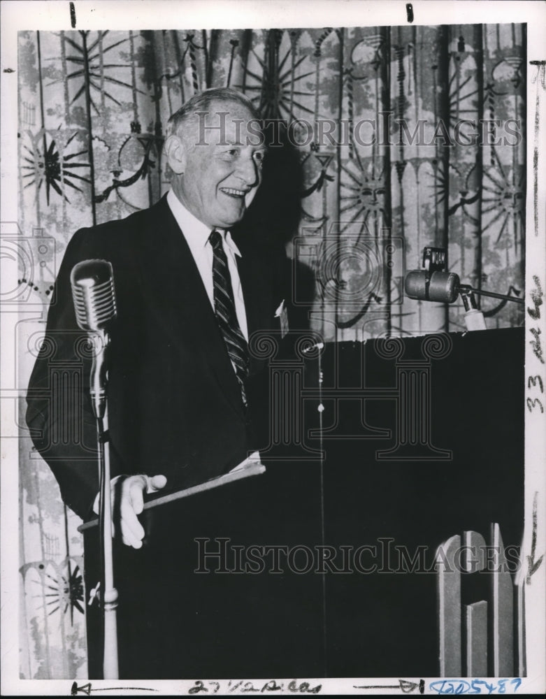 1954 Press Photo Harlow Curtice General Mor=tors president - Historic Images