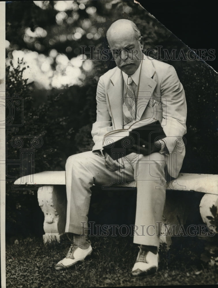 1929 Nick Longworth Reading a Book  - Historic Images