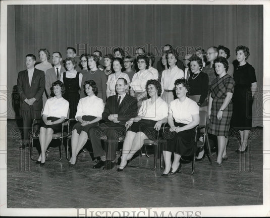 1961 Press Photo Lakewood Civic Chorus Practicing - Historic Images