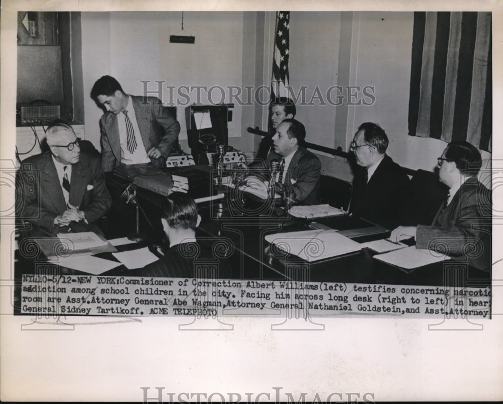 1951 Press Photo Albert Williams testifies about narcotic addiction in children - Historic Images