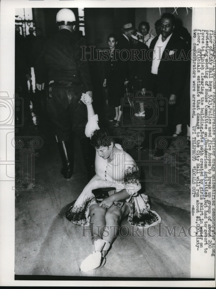 1960 San Francisco Demonstrators at City Hall for Un Amer Activities - Historic Images