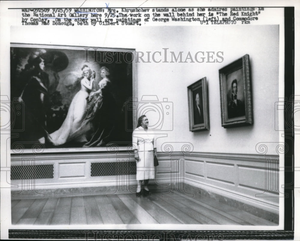 1959 Press Photo Wash DC Soviet Mrs Krushchev at Natl Art gallery - Historic Images