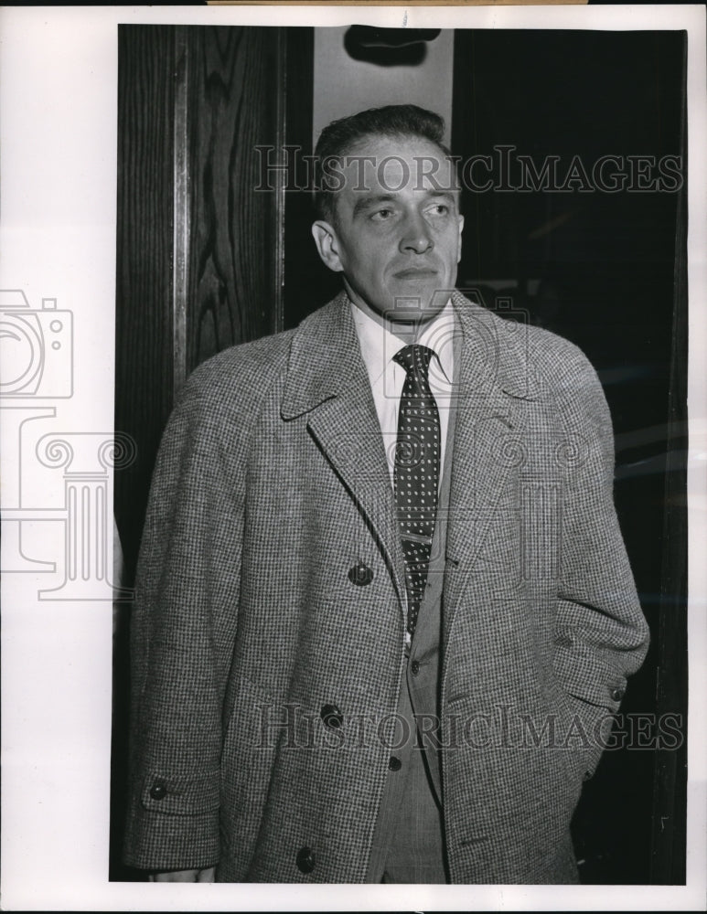 1954 Press Photo Cleveland Ohio Gerald L Liederbach juror dismissed from a case - Historic Images