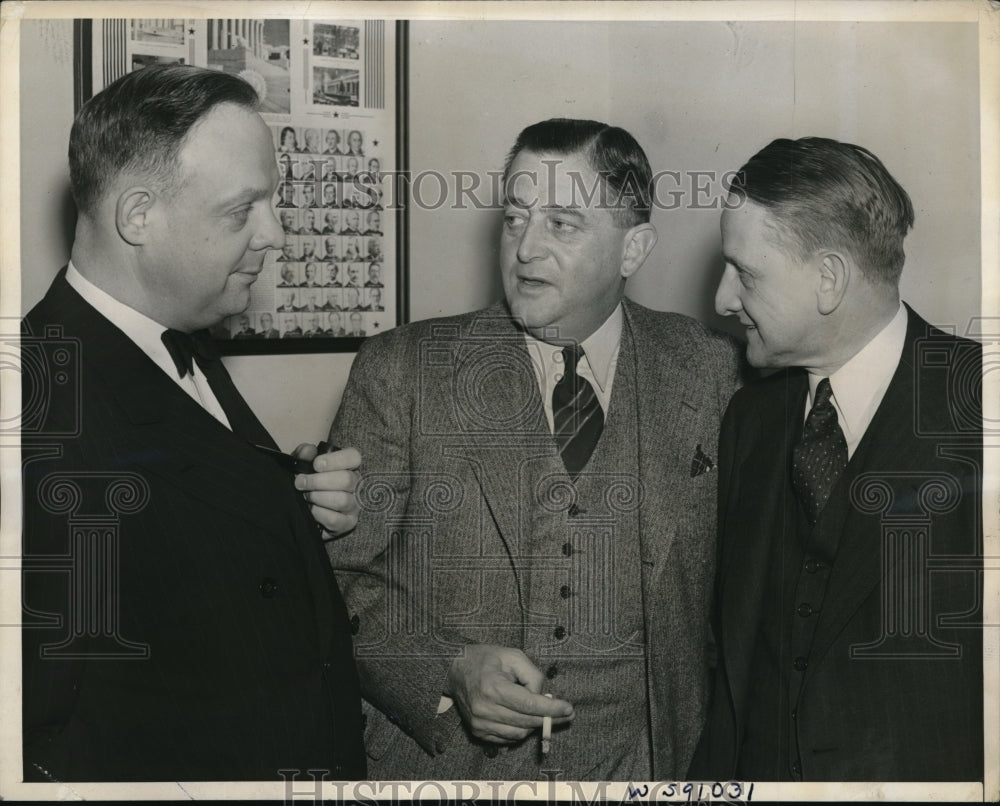 1941 Press Photo DC Ed Schorr Ohio chair of GOP, Ed Flynn, H Huntington - Historic Images