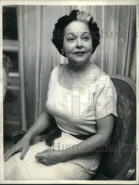 1957 Press Photo Mrs Ruth SUmmerfield wife of the Postmaster General - Historic Images